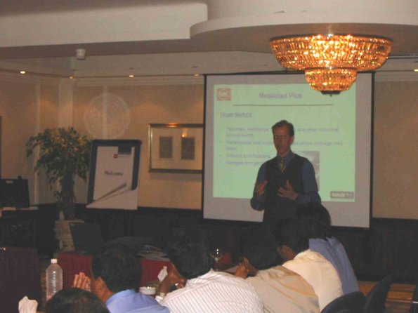 104-0475-img_12162227604_o