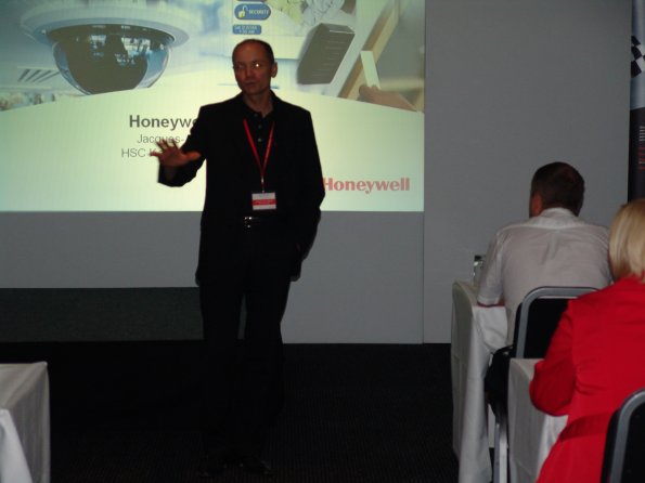 hsw-pride-park-013_12415661695_o